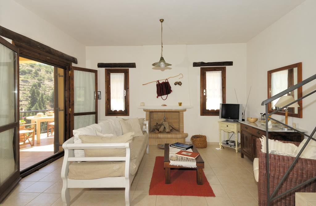 Oreinothea Villa Thérison Esterno foto